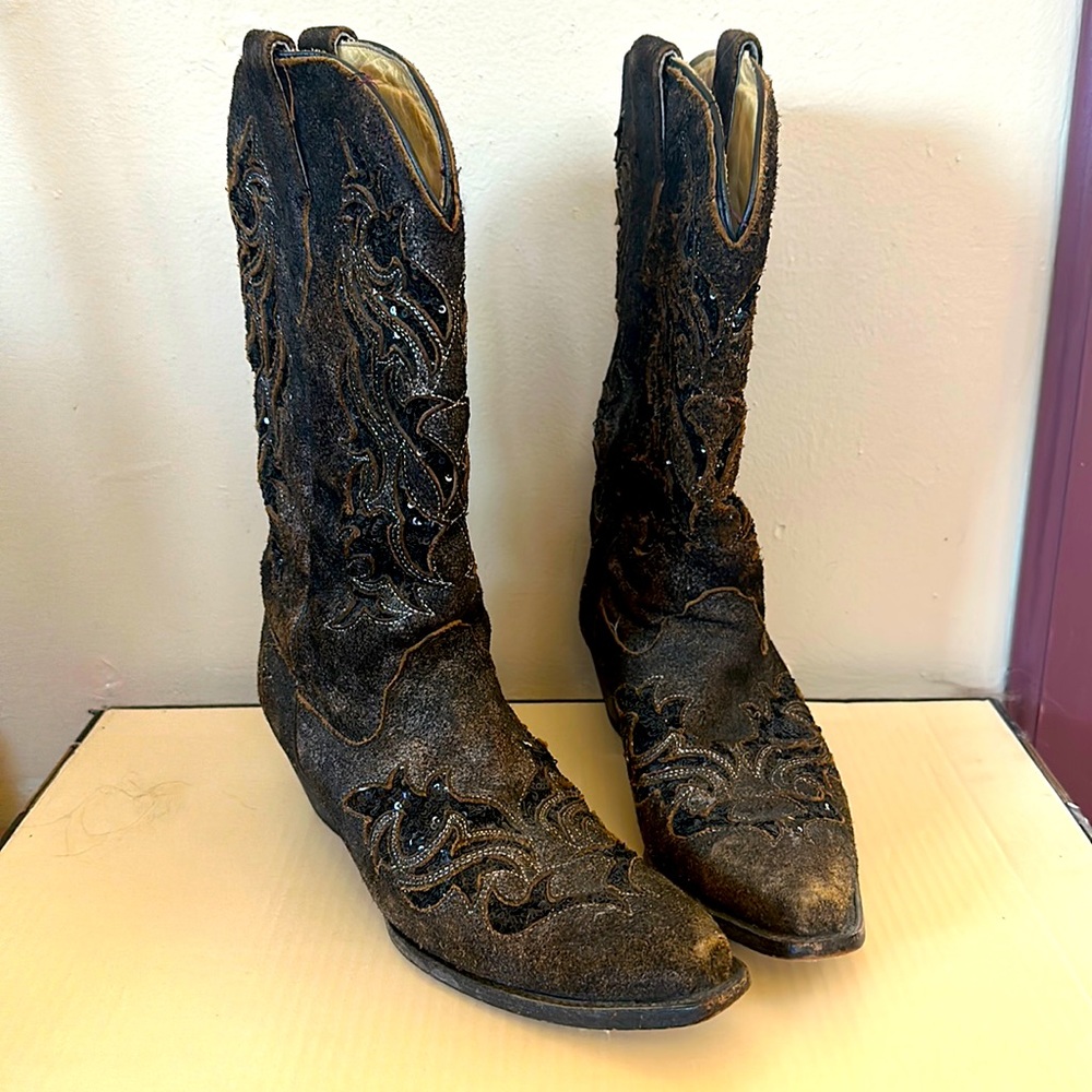 Black Sparkly Sequin Corral Boots